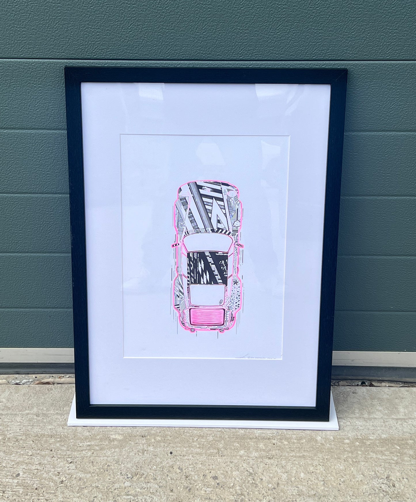 Porsche 911 Turbo - Screen Print Pink Outline with Black Line Work