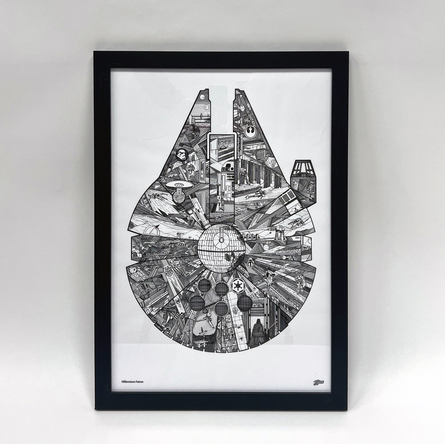 Millennium Falcon - Frame A2 Print
